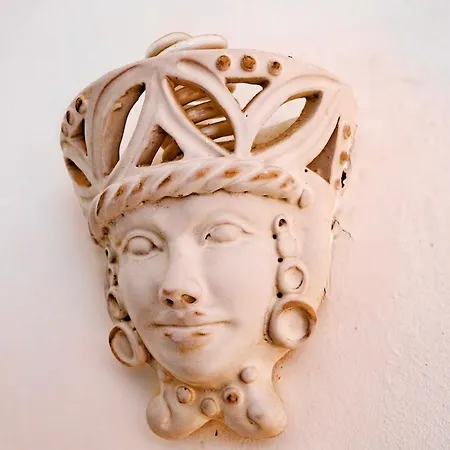 Filippescha Tatil Evi *